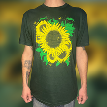 Load image into Gallery viewer, The Sun Kissed Hive
